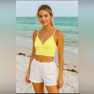 Woman’s Colsie Yellow Lace Lattice Crop Camisole Size1X